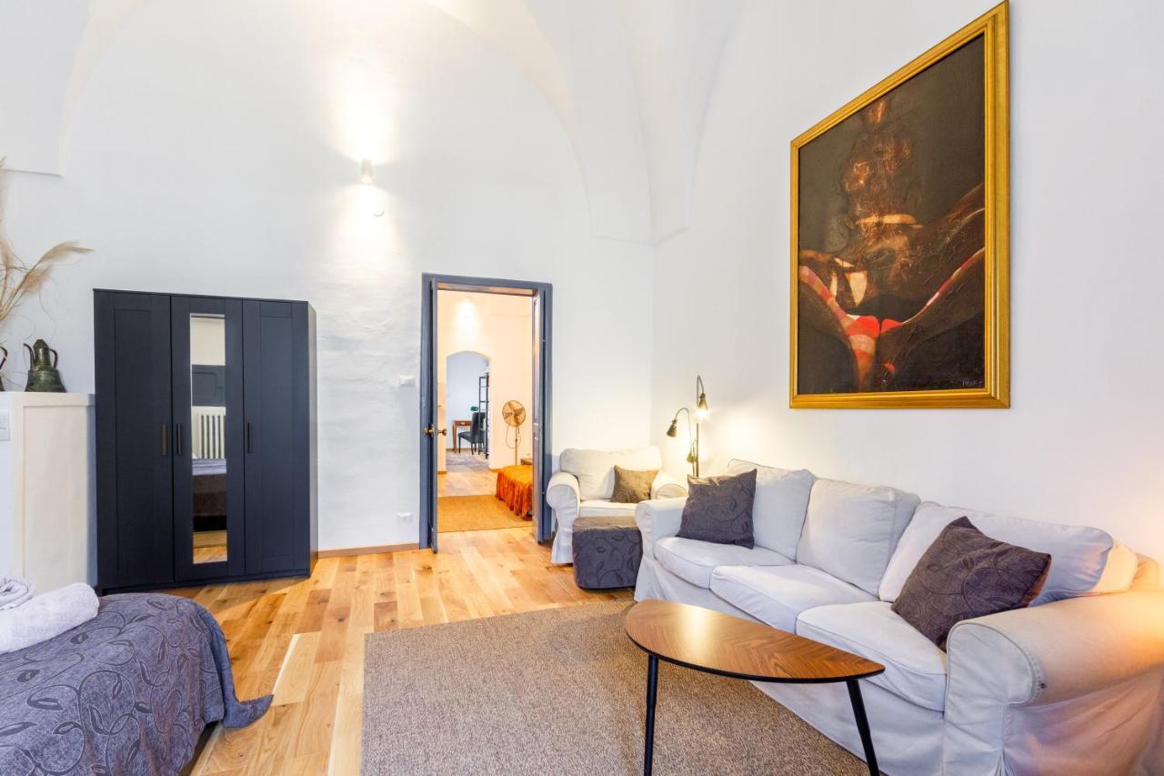 דירות Lecce Center Charming Flat With Terrace מראה חיצוני תמונה