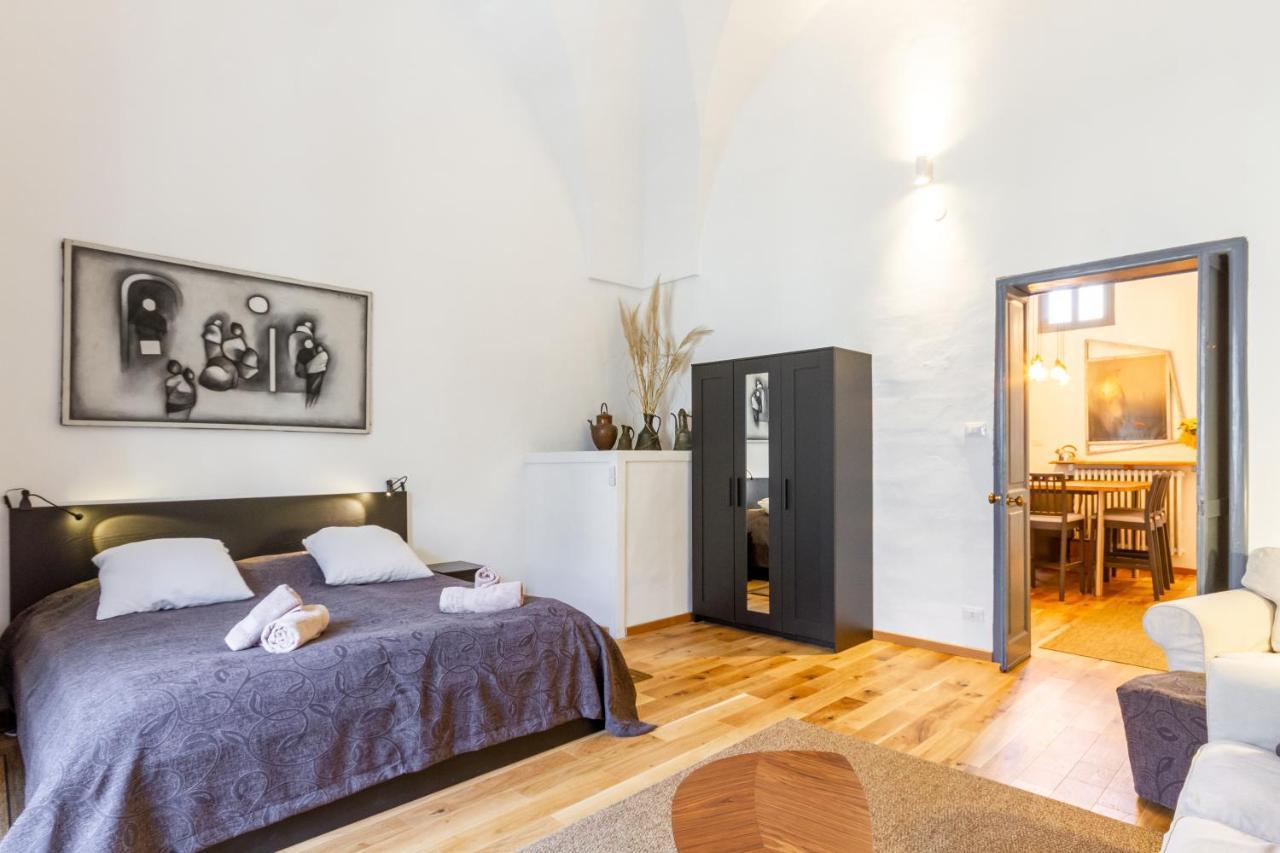 דירות Lecce Center Charming Flat With Terrace מראה חיצוני תמונה