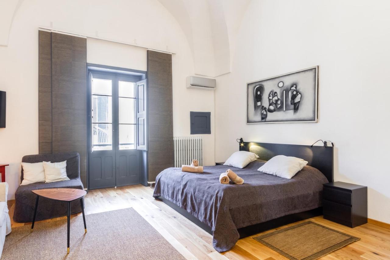 דירות Lecce Center Charming Flat With Terrace מראה חיצוני תמונה