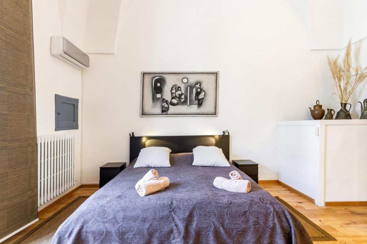 דירות Lecce Center Charming Flat With Terrace מראה חיצוני תמונה