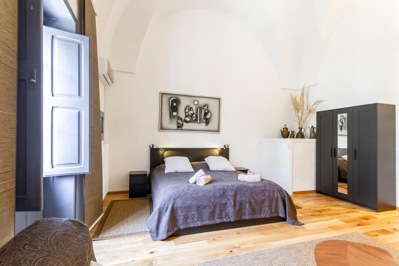 דירות Lecce Center Charming Flat With Terrace מראה חיצוני תמונה